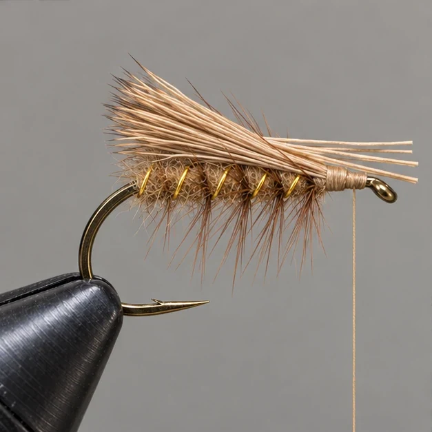 Elk Hair Caddis, step 3: Tie the wing