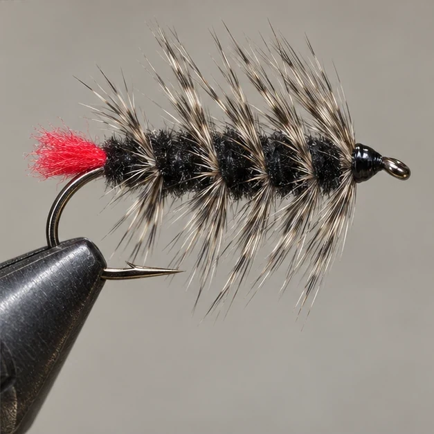 Woolly Worm, step 4: Finish
