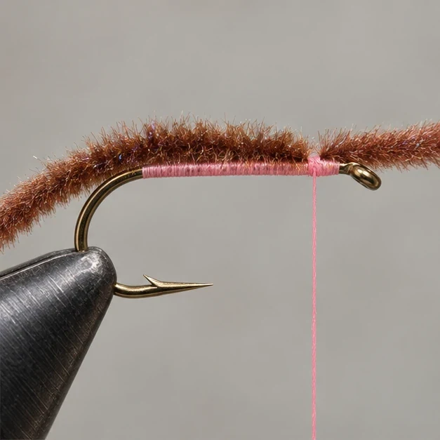 San Juan Worm, step 2: Position chenille