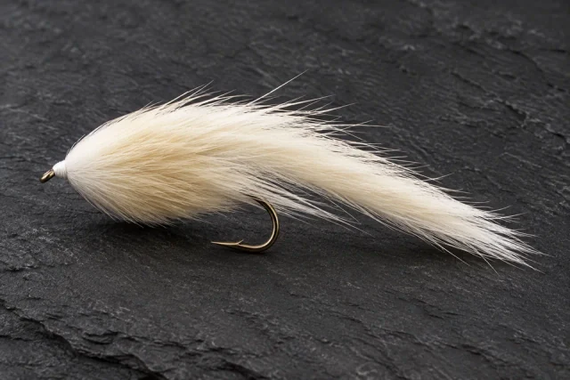 Cream rabbit-strip Flesh Fly on a straight streamer hook