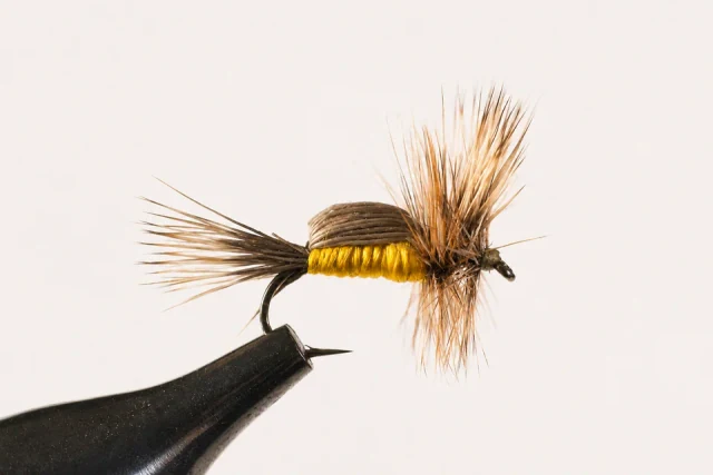 Humpy fly pattern