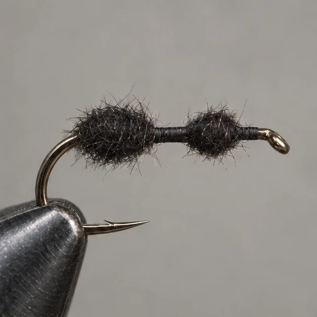 Fur Ant, step 2: Waist and head